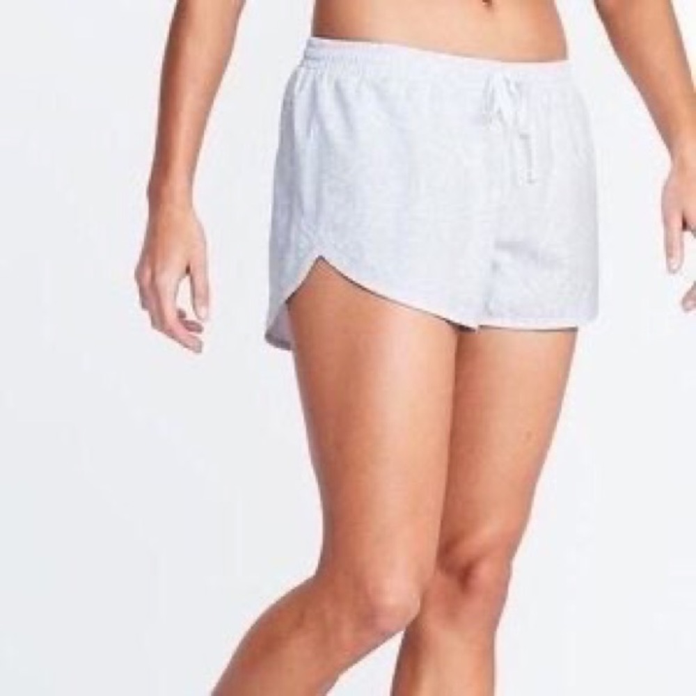 🟢 nike white athletic shorts